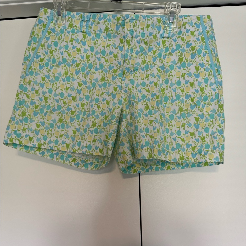 Lilly Pulitzer White Label - Tip Toe Tulip - 5in inseam shorts